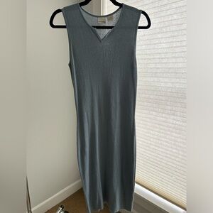 Merona sleeveless mid dress